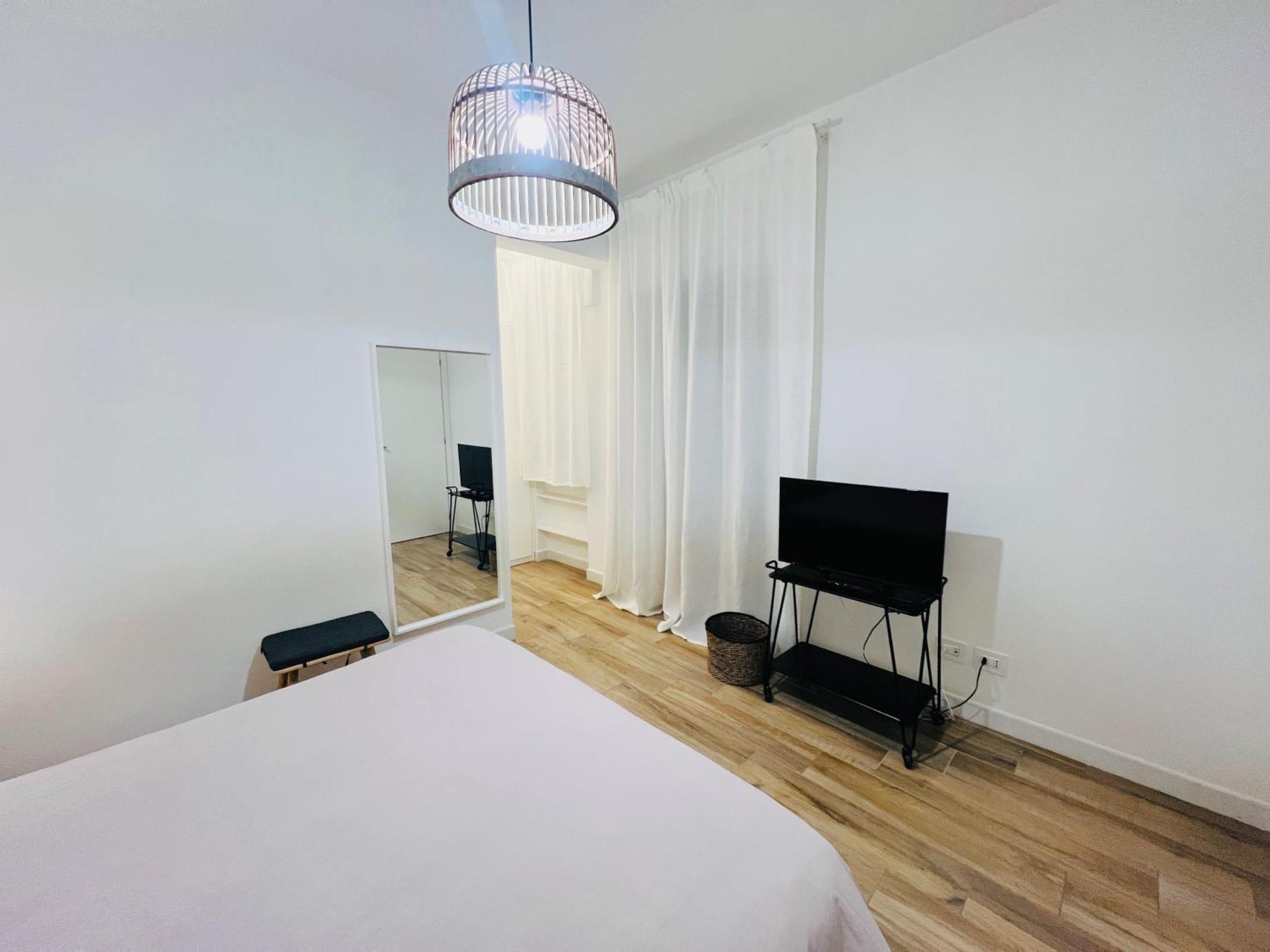 Bellhome 3 - Elegante Appartamento Nel Centro Di Bari Buitenkant foto