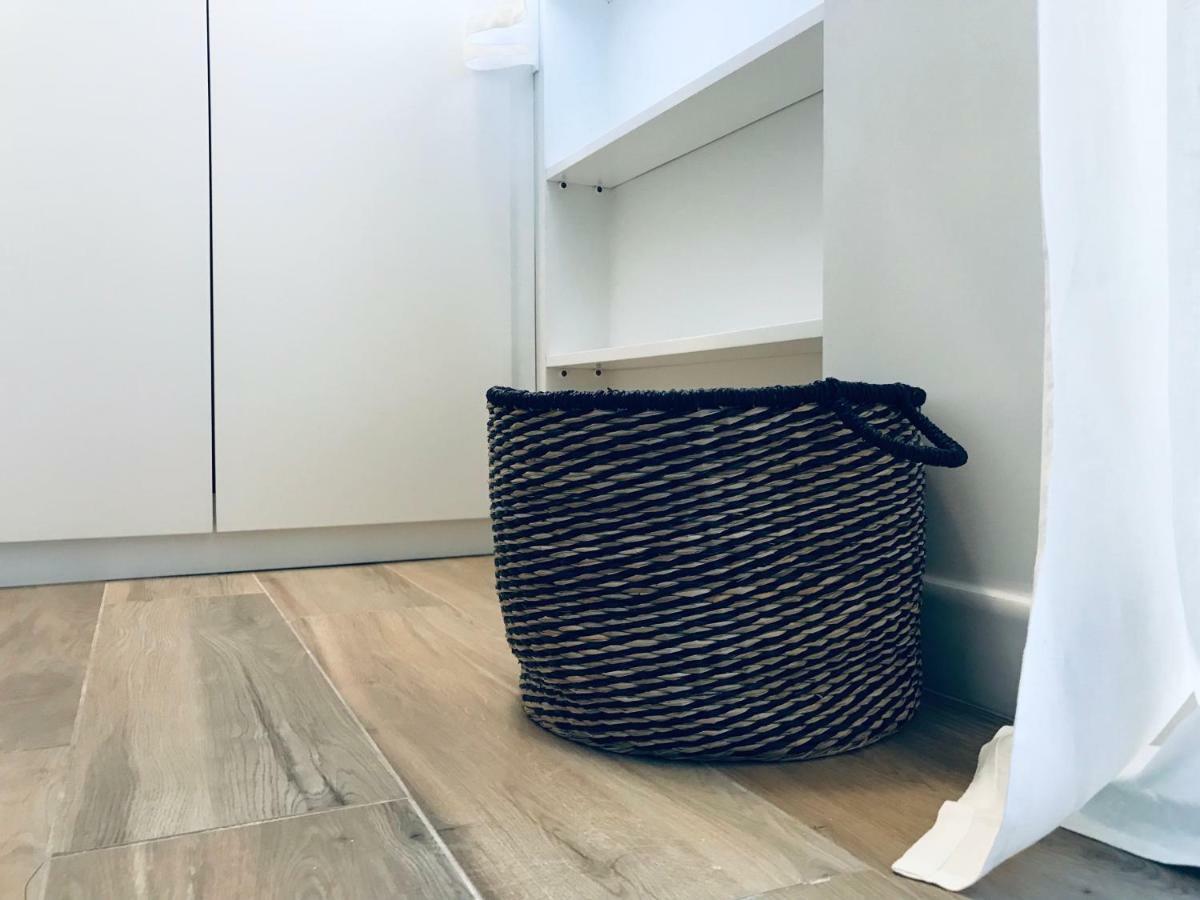 Bellhome 3 - Elegante Appartamento Nel Centro Di Bari Buitenkant foto